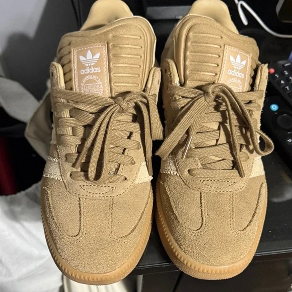 Adidas Samba XLG Sneakers in Tan and Cream - Picture 2 of 8